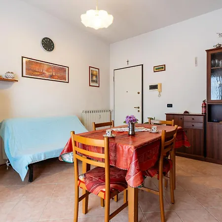 Casa Patrizia By Interhome ディアーノ・マリーナ